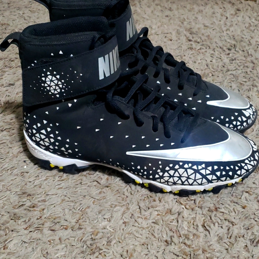 Football cleats